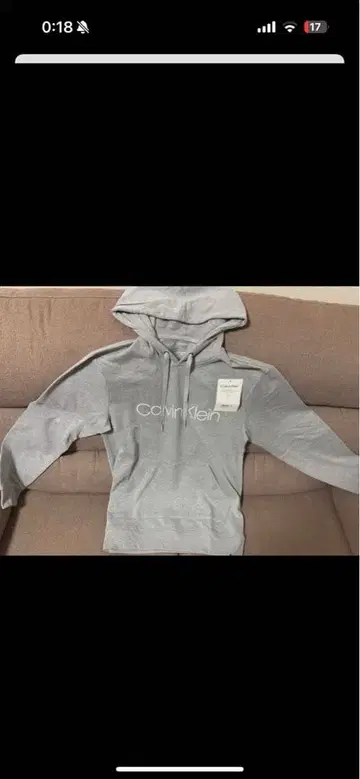 [ 미사용 새상품 ] Calvin Klein M 사이즈 그레이 후드티