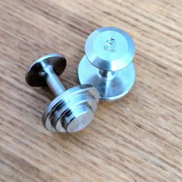 Alice Made This 커프스