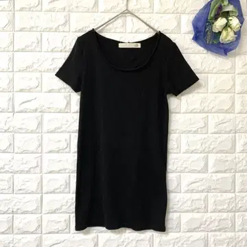 오니기리 T셔츠 반팔 티셔츠 목 밑단이 잘린 튜닉으로도 활용 가능한 무지