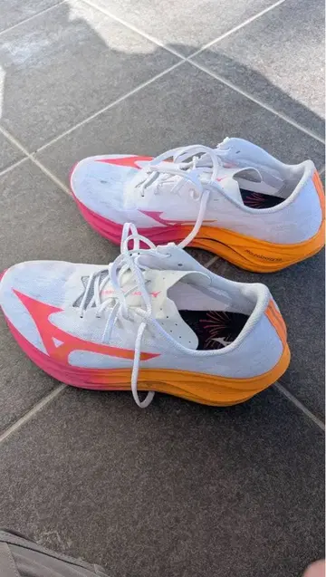 미즈노 리베리온 플래시 3 27.5cm