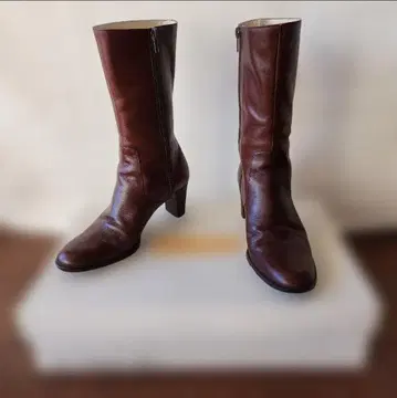 REGAL 브라운 가죽 미들 부츠