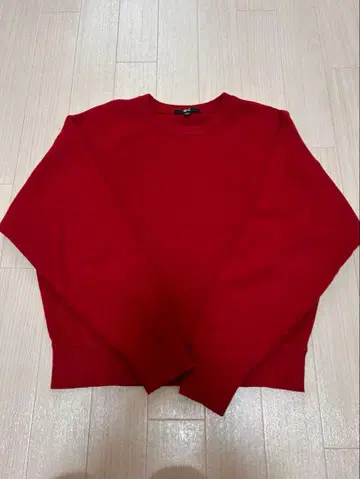 UNIQLO:C 스무스 코튼 크루넥 스웨터 빨간색 완판템