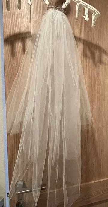 FOUR SIS & CO. (포시스앤컴퍼니) 웨딩 베일