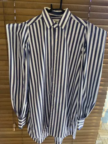 HYKE 파워 숄더 스트라이프 긴팔 셔츠 사이즈 1