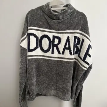 GYDA 터틀넥 스웨터