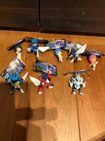 프라이스 윙맨 피규어 키링 8종 세트