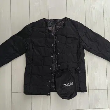 TAION 블랙 다운 자켓 L 사이즈
