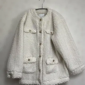 dazzlin 화이트 노카라 자켓 1회 사용