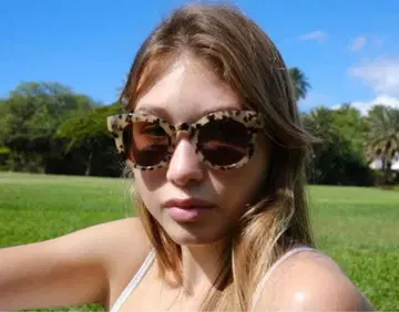 THE SHISHIKUI ARALE WHITE DEMI