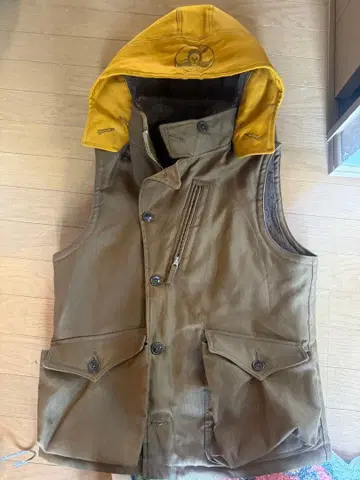 프리휠러스 윈터 에비에이터 베스트 사이즈 38