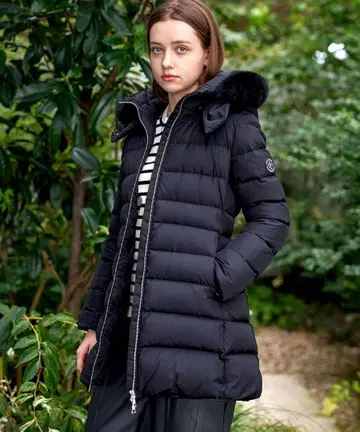 드레 스테리아 다운 2025 현행 모델 미사용품