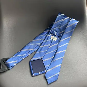 BORRELLI 파랑 스트라이프 실크 넥타이