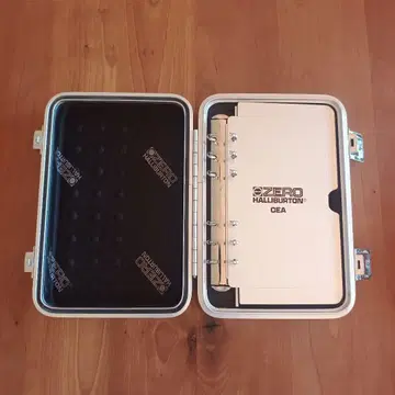 제로 할리버튼 수첩 케이스 cea