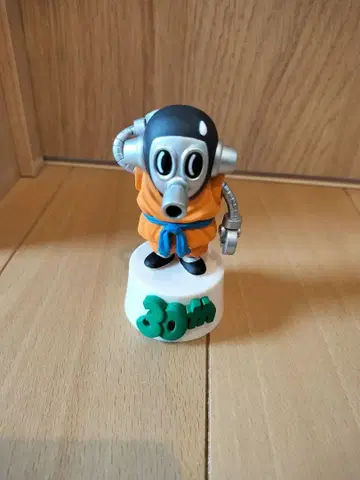 제일복권 드래곤볼 30th F상 게스트 피규어 F상 토리야마로