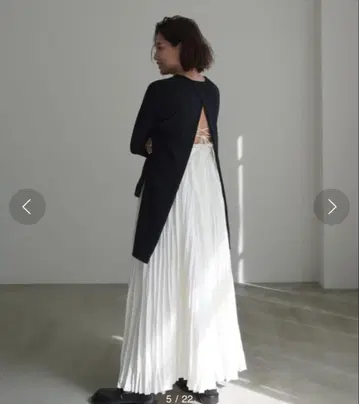 에트레토쿄 백 오픈 롱 T 미사용 새상품