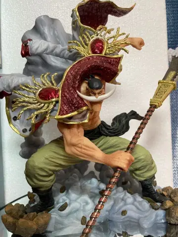 [상자 없음 새상품급] 에드워드 뉴게이트 흰 수염 피규아트 ZERO