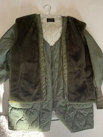 Kastane 올리브 그린 퀼팅 자켓