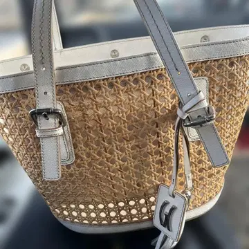 CASTELLARI 카고백 화이트