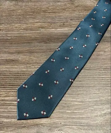 로버트 프레이저 다크 블루 넥타이