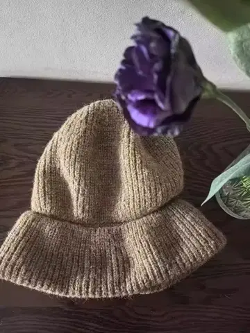 베이지 리브 버킷햇