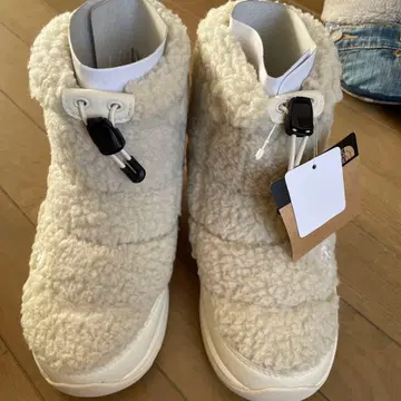 THE NORTH FACE 플리스 부츠 화이트