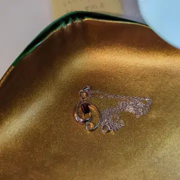 엘레강트한 빨간색 스톤 실버 목걸이 각인 있음