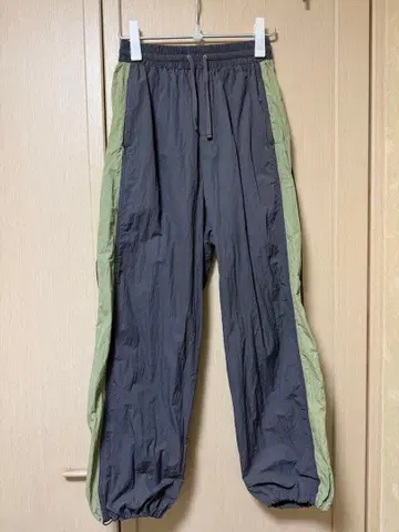 투데이풀 나일론 라인 팬츠 36