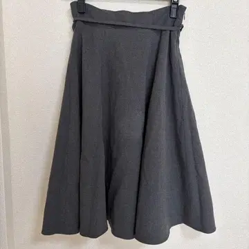 허리 레이스업풍 플레어 스커트