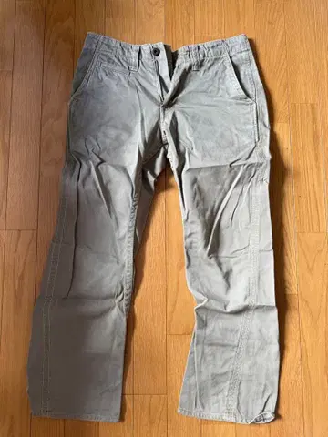 FOB 퓨전 트라우저 그레이 치노 팬츠