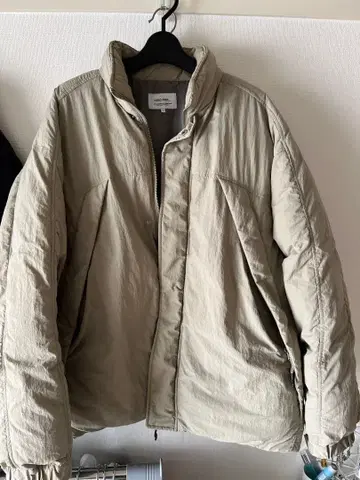 NIKO AND - 베이지 다운 자켓 L 사이즈