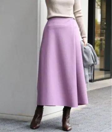 [새상품급] IENA / 하드 압축 플레어 스커트 38