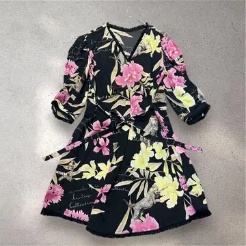 레어 고급 이타리야 M 원피스 꽃무늬 비침 블랙 핑크 올 패턴