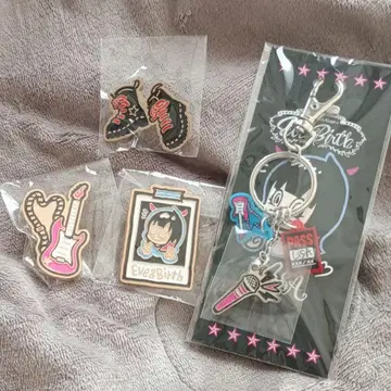 LiSA 핀 배지 Eve&Birth 가챠가챠 키링