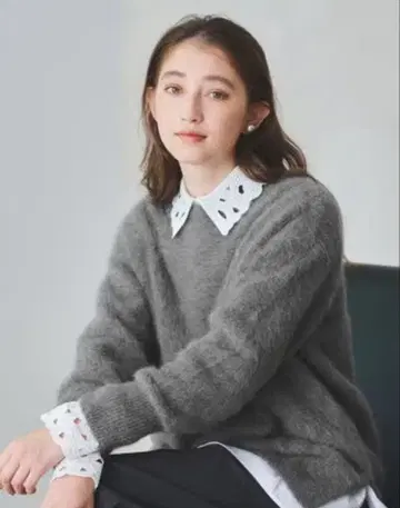 폭스 캐시미어 크루넥 니트