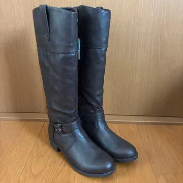 다크 브라운 롱 부츠 버클 포함