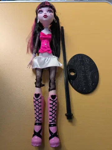 몬스터 하이 17인치 드라큘로라