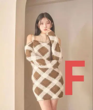 컨디션 최상 Darich 샤기 체크 니트 미니 원피스