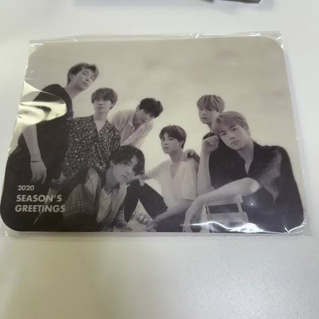 방탄 시즌그리팅 마우스패드 증명사진 스티커 일괄
