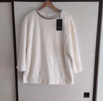 [ ITIB 미사용 ] 액세서리 불필요 체인 포함 인조 모피 상의.