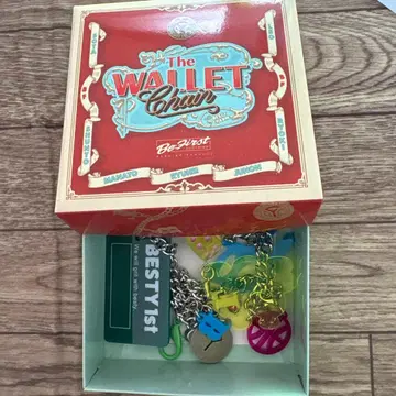 BE:FIRST 월렛 체인