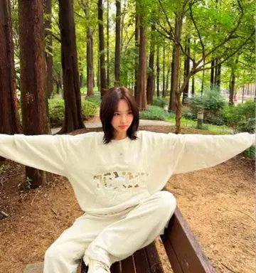 [레어] TWICE 나연 착용 TOMMYJEANS 트레이닝복 XL