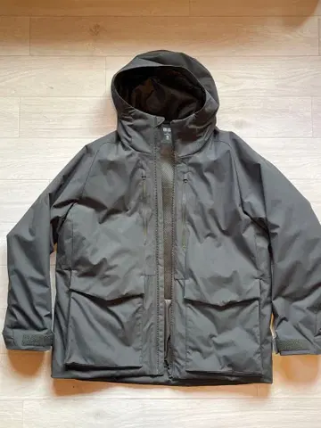 새상품급 하이브리드 다운 아우터웨어 유니클로