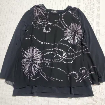 ROYAL VERDY INTERNATIONAL 긴팔 상의