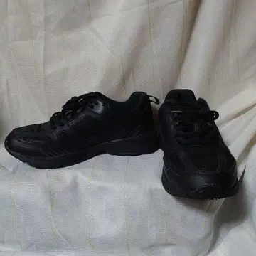 새상품급 DUNLOP 방수 블랙 스니커즈 25.0cm