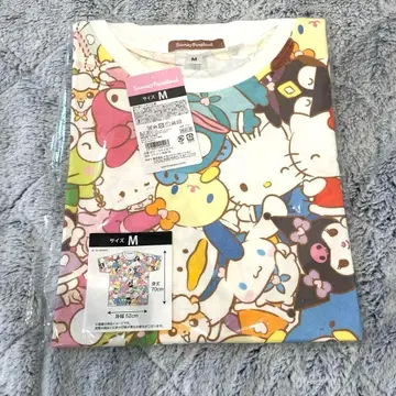산리오 퓨로랜드 캐릭터 T셔츠 M사이즈 수베니어