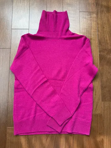 캐시미어 100% 타카시마야 로즈 핑크 터틀넥 니트