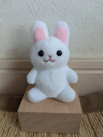 하나에의 봉제 인형 토끼