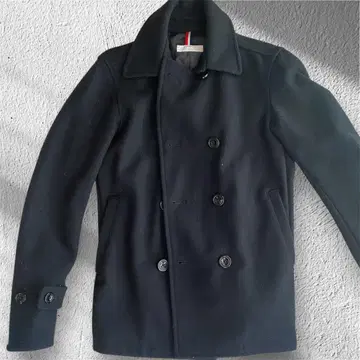 Lui's 블랙 더블 브레스트 피코트