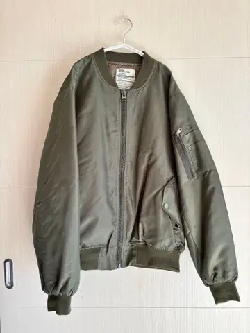 MA-1 플라이트 자켓 올리브