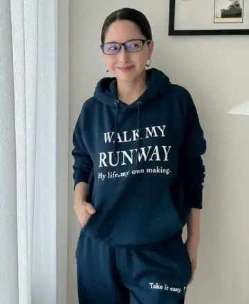 시착만 한 상품 후드 부착 후드티 로고 네이비 여성용 M